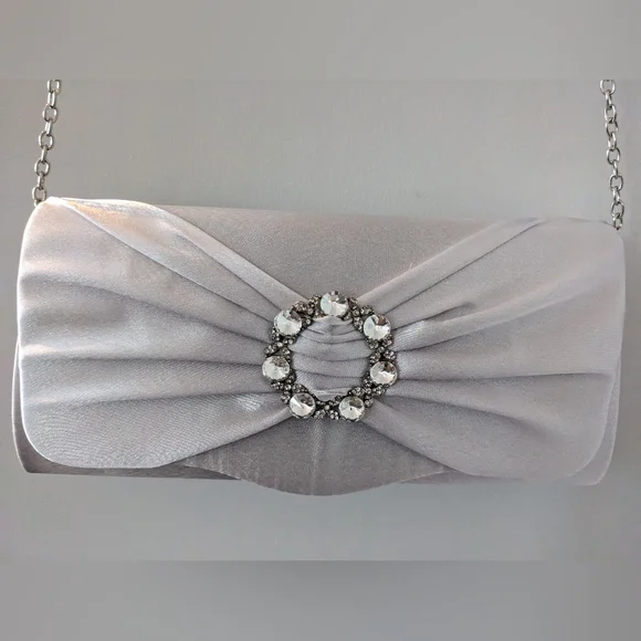 Bow silver/grey clutch with gems - NWOT - Picture 4 of 9